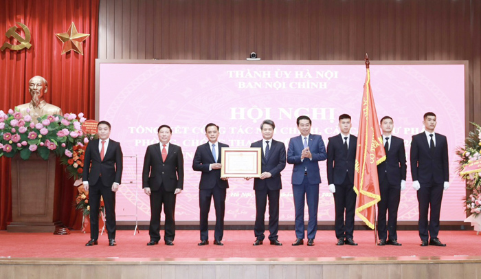 Nâng cao chất lượng công tác nội chính, cải cách tư pháp và phòng chống tham nhũng, tiêu cực